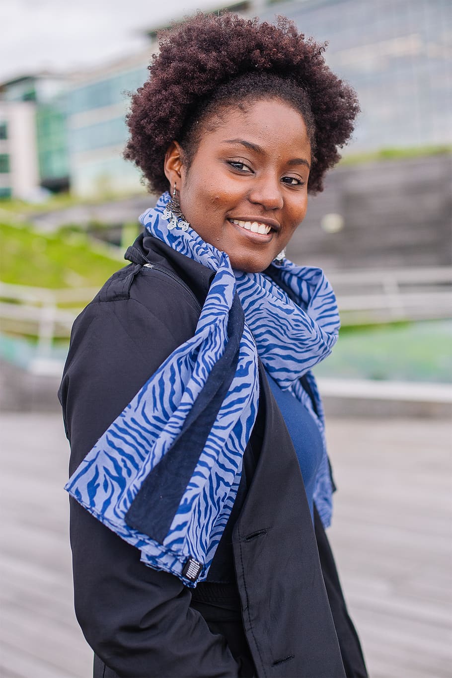 Smiling Woman Wearing Coat and Scarf Standing Near Building, afro, HD wallpaper