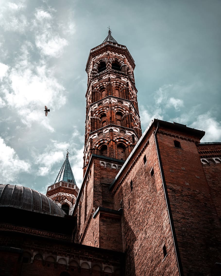 brown concrete tower, architecture, building exterior, built structure HD wallpaper