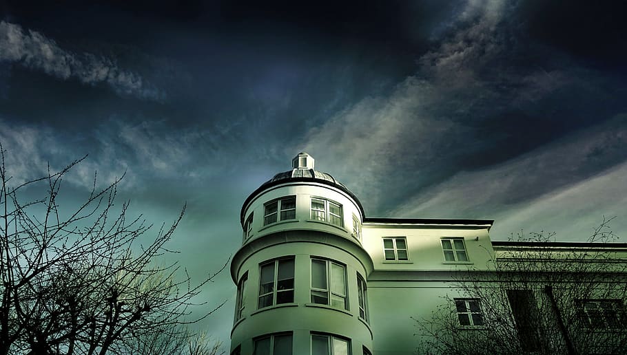 White Painted House Under Cloudy Sky, architecture, building HD wallpaper
