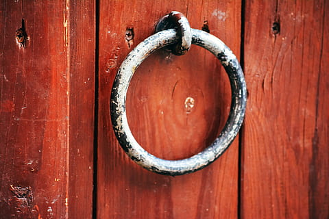 ring, door, knock, knocking, red, brown, the gate, port, wood HD wallpaper