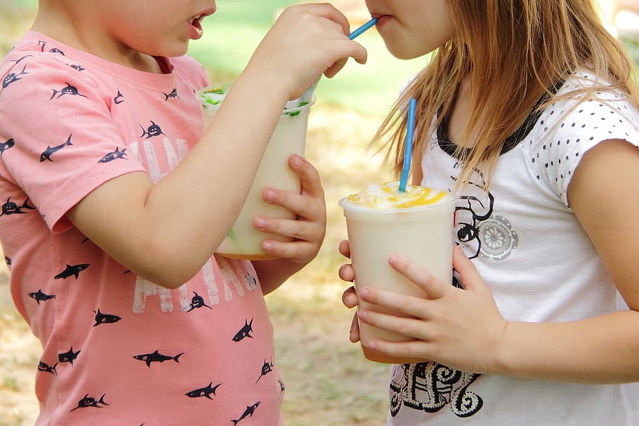child, young, happy, kid, smiling, little, drink, love, two HD wallpaper