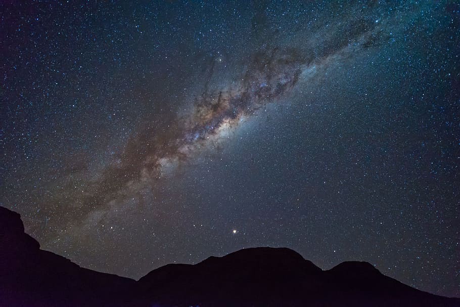 silhouette photograph of mountain under nebula night sky, star, HD wallpaper