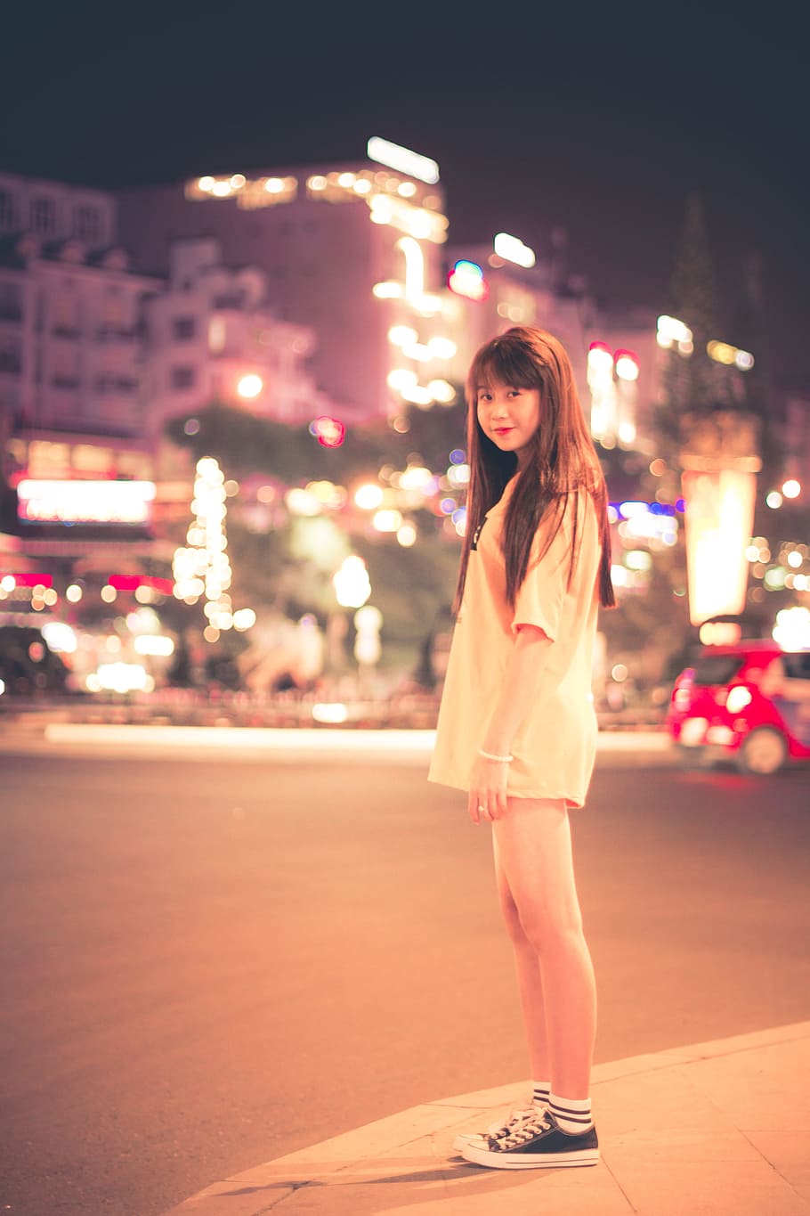 Woman in White Shirt Standing on Roadside during Night Time, beautiful, HD wallpaper