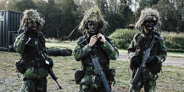 three soldiers, army, military, military uniform, person, human HD wallpaper
