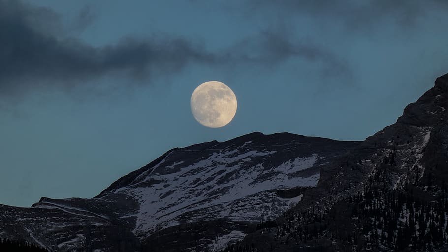 mountain under full moon view, nature, outdoors, canada, canmore, HD wallpaper