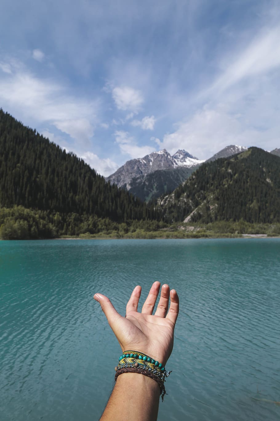 Green and Gray Mountains Near Body of Water, daylight, daytime HD wallpaper