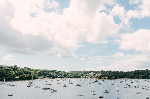 The Helford River, bay, beach, beautiful, blue, boat, boats, britain HD wallpaper