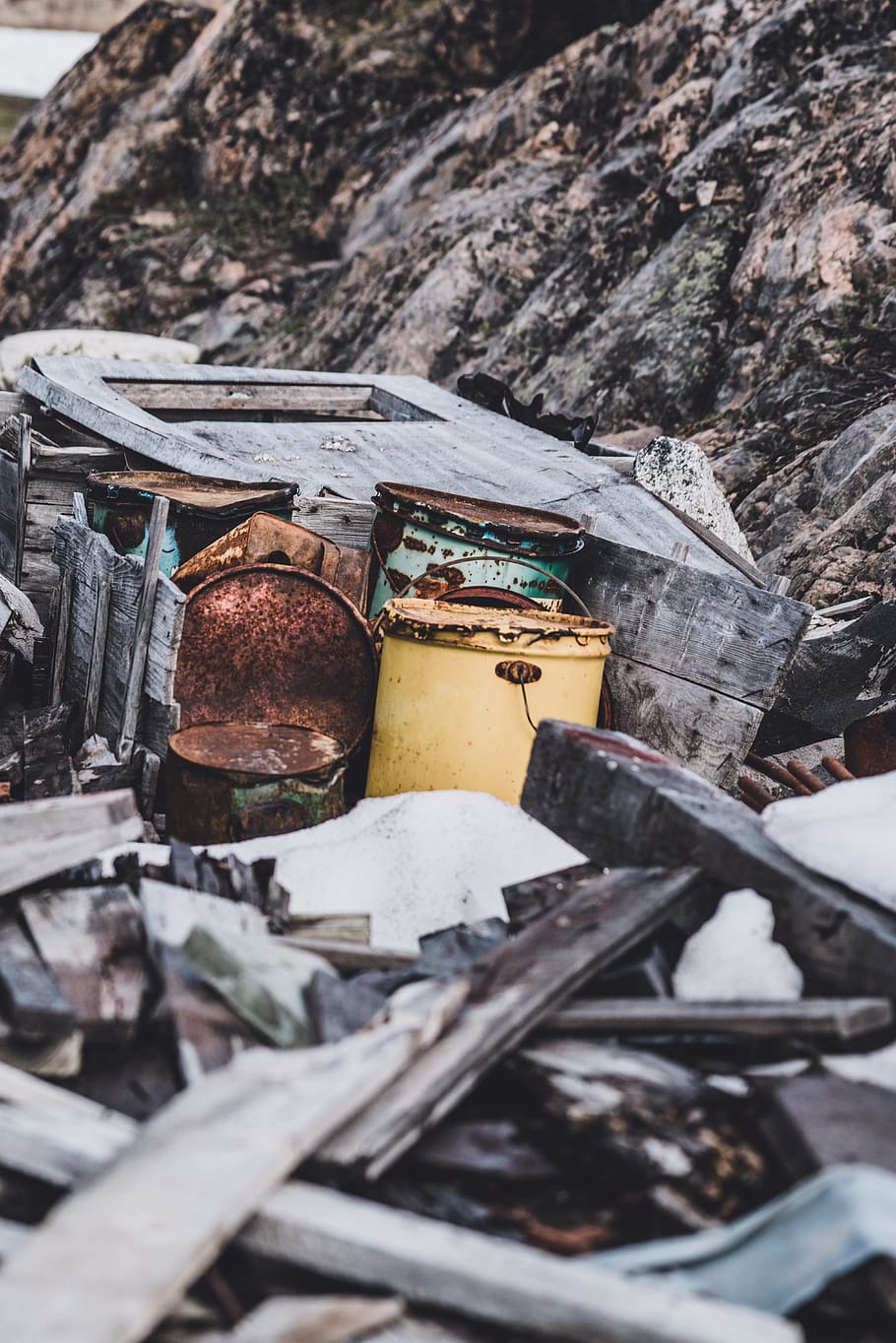 black and gray metal tool, rust, rubble, tin, wood, can, trash HD wallpaper