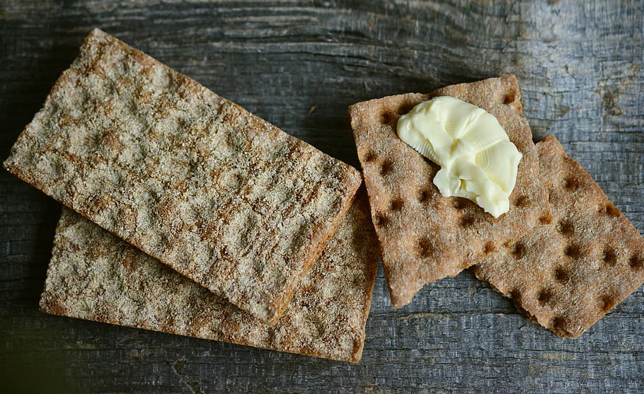crispbread, crispy, food, crack, baked goods, sweden, bread slices HD wallpaper