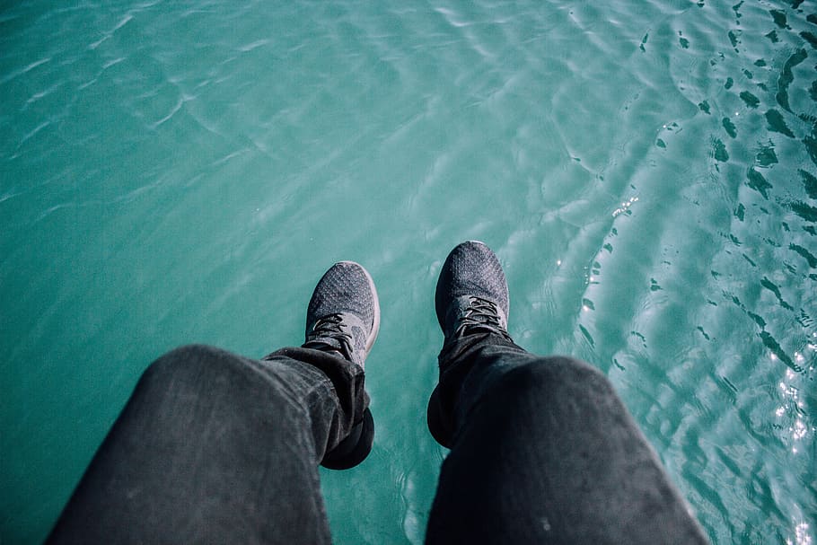blue, water, swimming, pool, shoe, footwear, jeans, denim, low section HD wallpaper