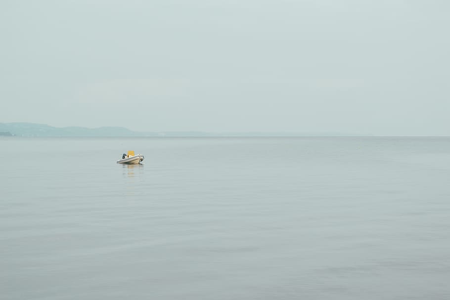 boat, minimal, sky, sea, greece, water, scenics - nature, waterfront HD wallpaper