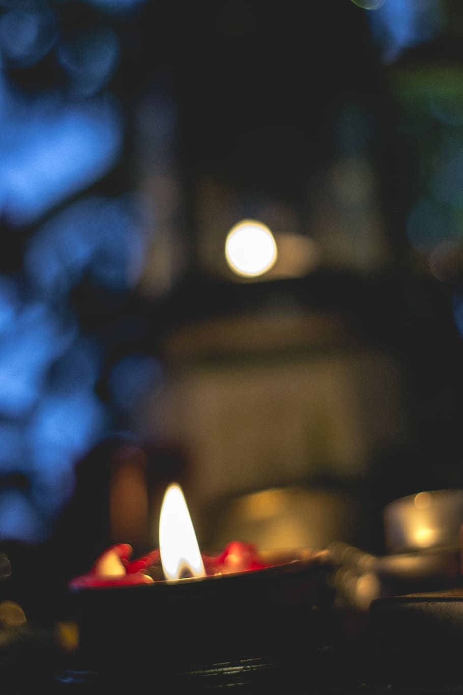 light, candle, blurry, background, fire, flame, bokha, burning HD wallpaper