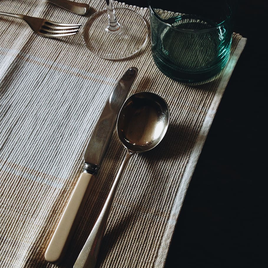 table, meal, lunch, dinner, cutlery, spoon, fork, glass, knife HD wallpaper