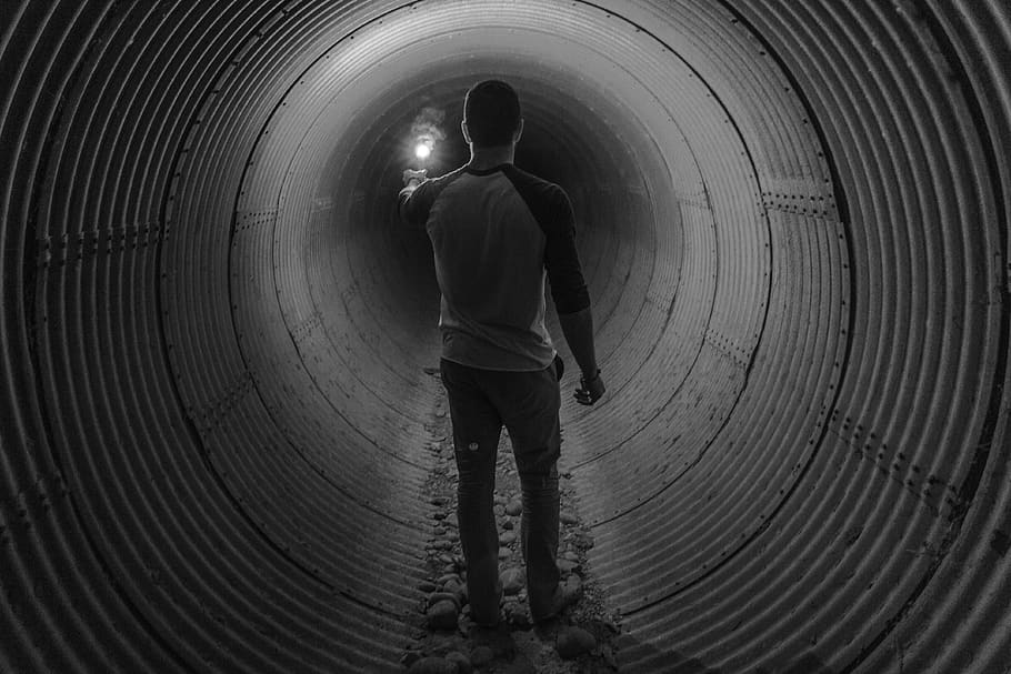 guy, flare, tunnel, light, people, black and white, one person HD wallpaper