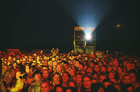 Crowd at the concert, audience, background, beautiful, blur, bright HD wallpaper