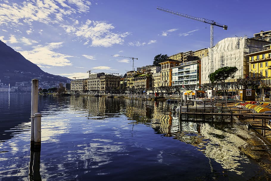 Body of Water and Town, building, city, harbor, ocean, pier, reflection HD wallpaper