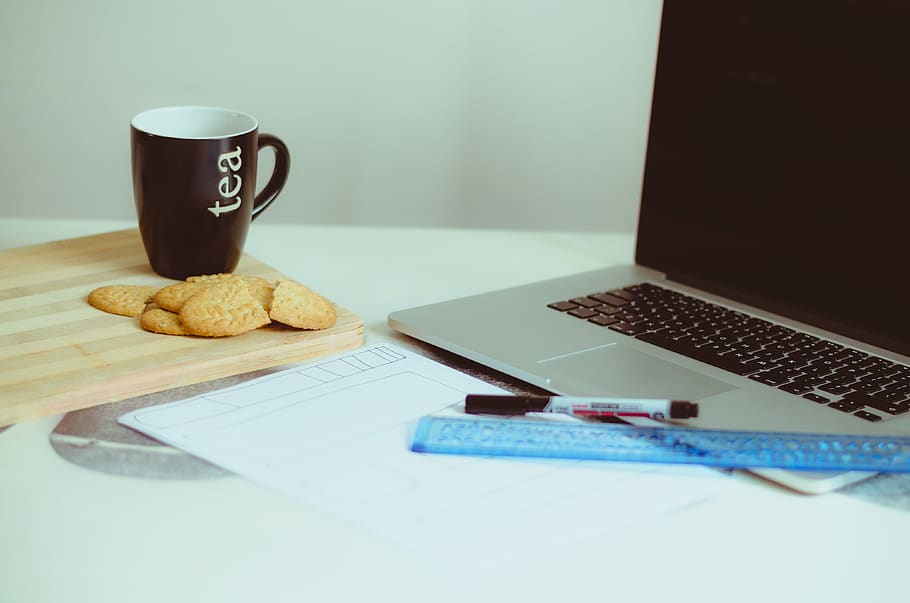 macbook, laptop, computer, technology, office, desk, working HD wallpaper