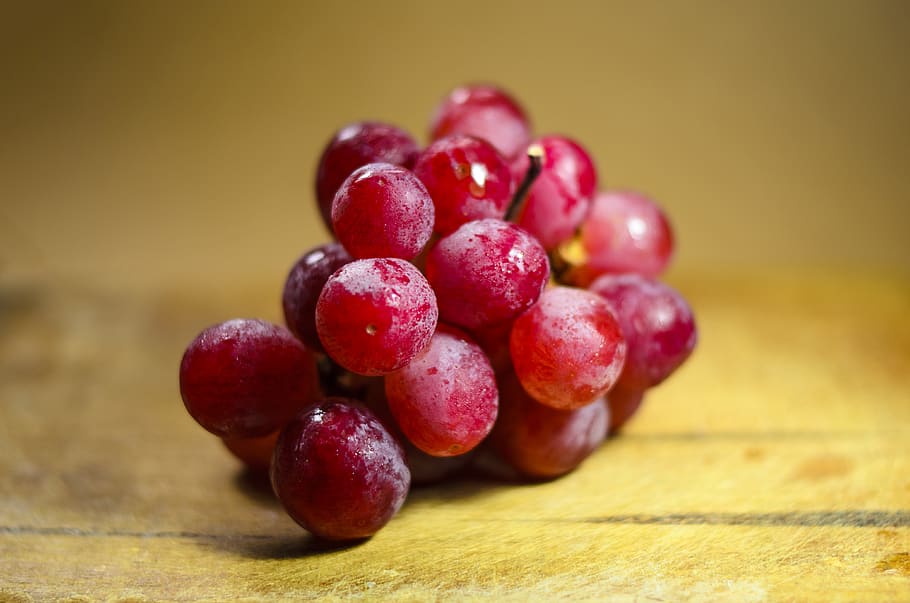 Red Grapes, bunch, fruit, healthy, healthy eating, food and drink HD wallpaper