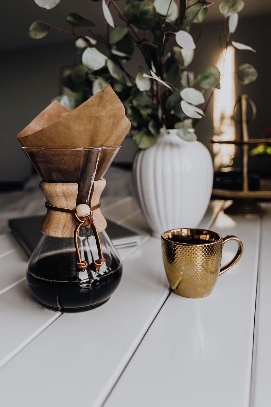 Chemex Coffee Maker with Gold Cup, morning, break, cafe, mug, HD wallpaper