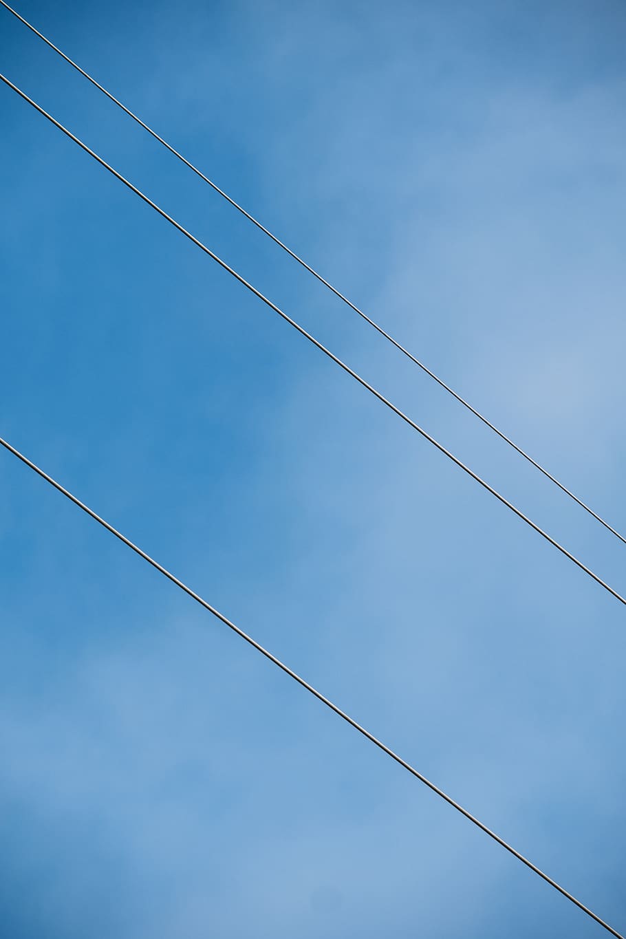 electric cables under blue sky, low angle view, cloud - sky, connection HD wallpaper