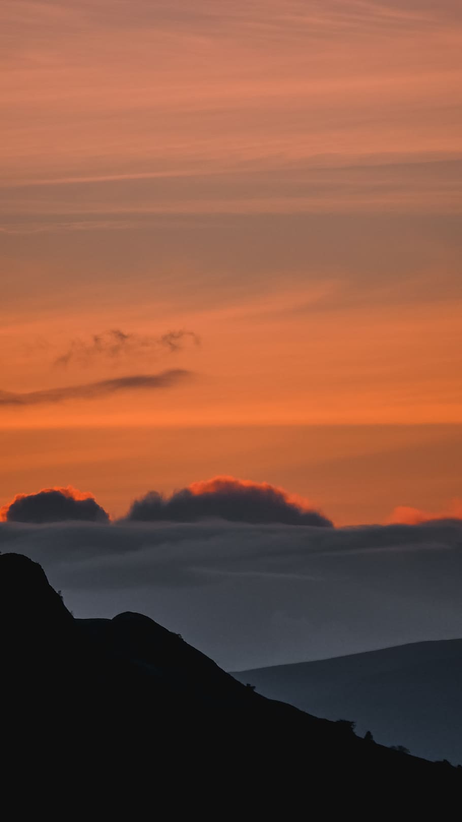 black mountain under white sky, dawn, dusk, nature, outdoors HD wallpaper