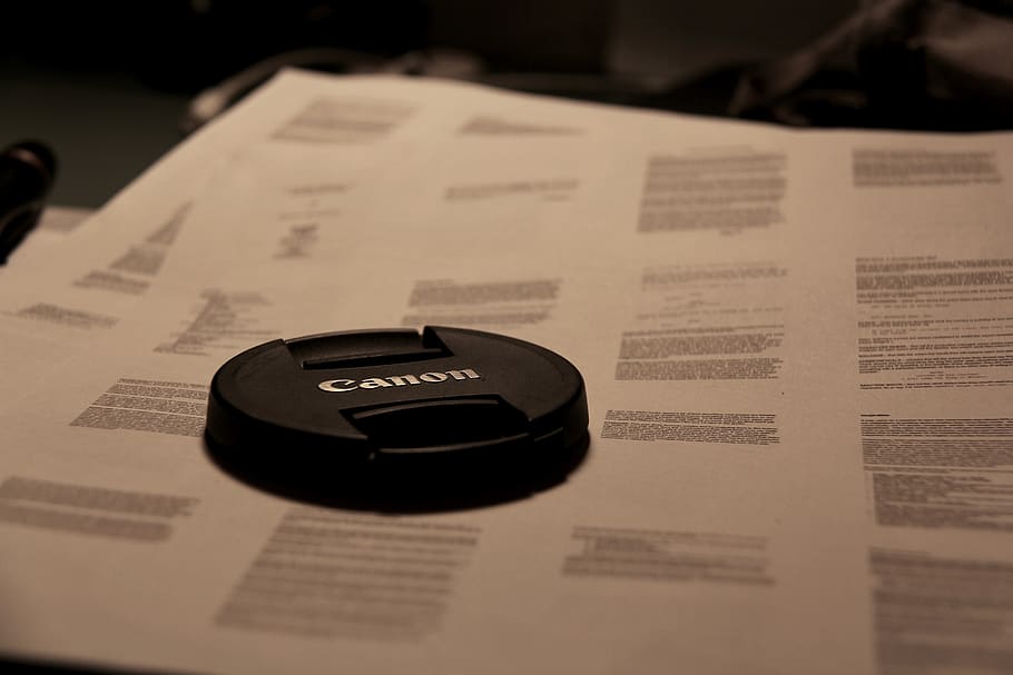 camera, lens cap, paper, depth, depth of field, text, texture HD wallpaper