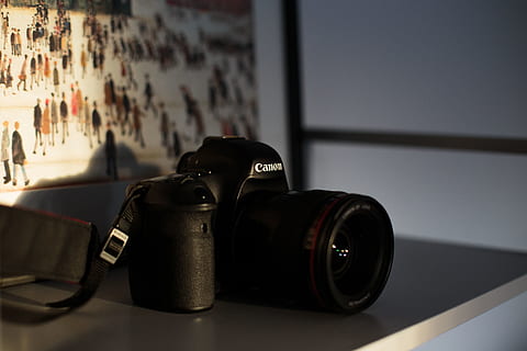 black Canon DSLR camera on table, electronics, human, person HD wallpaper