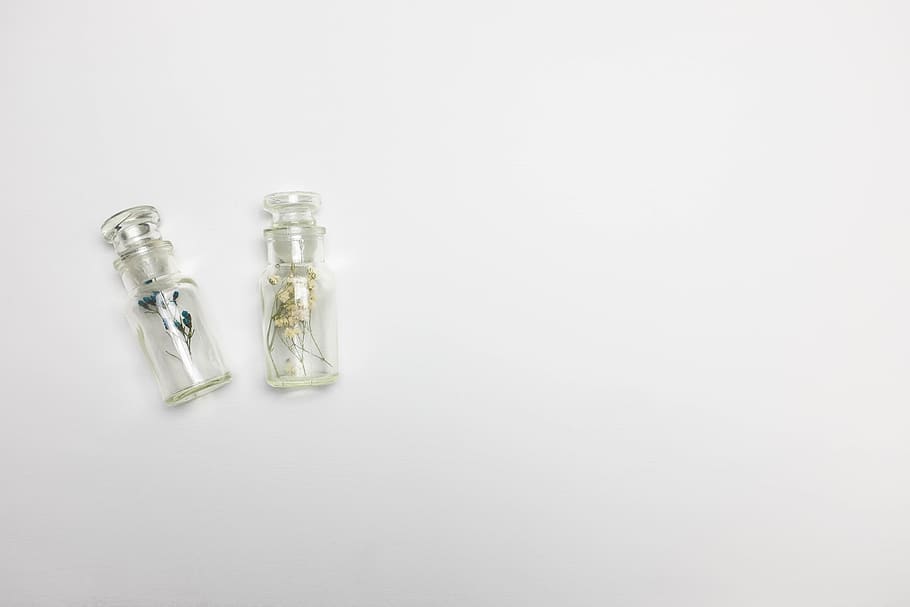 bottle, jar, plant, minimal flatlay, bottles, vintage, flat lay HD wallpaper