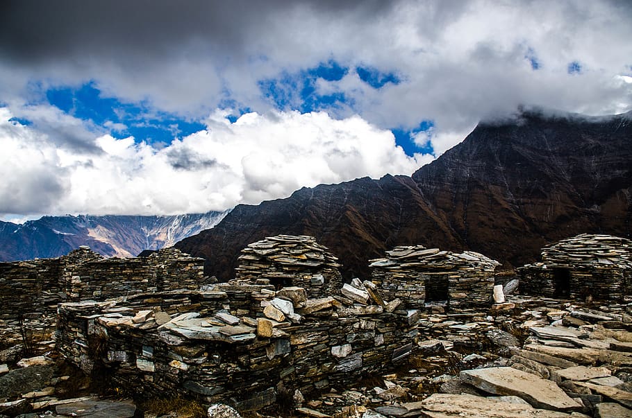Rock Formation Under Cloudy Sky, clouds, daylight, environment HD wallpaper