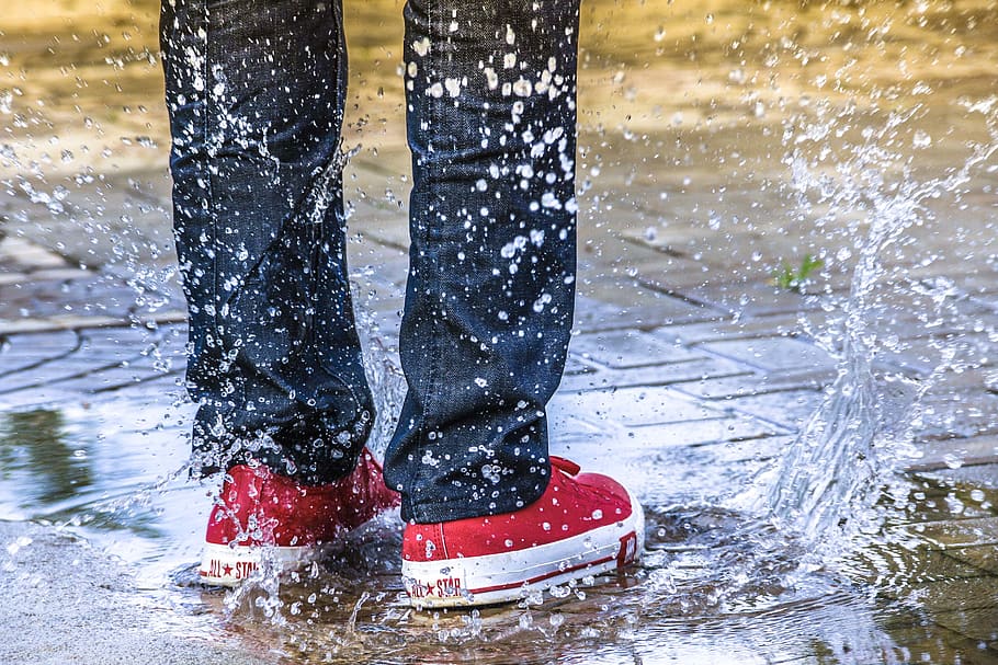 uganda, red, rain, kiunga, jeans, africa, water, all stars HD wallpaper