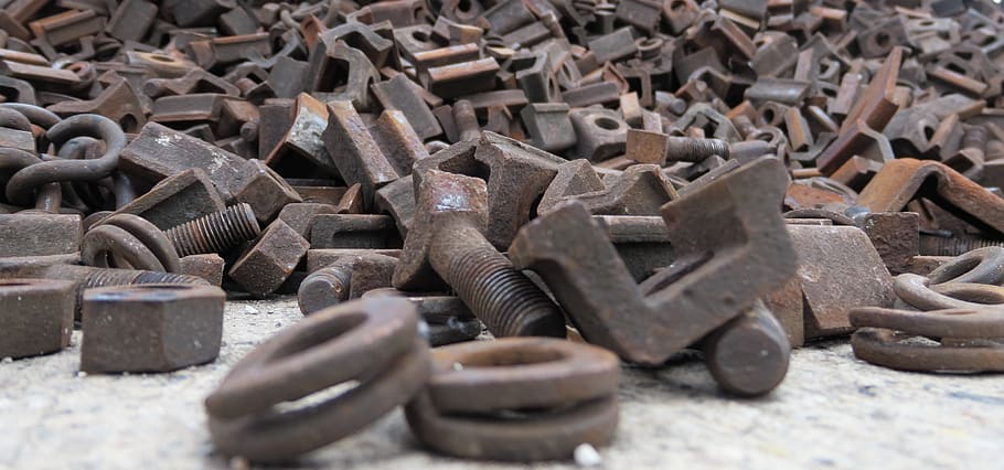 screw, rust, iron, railway, gleißbett screws, track bed, db HD wallpaper