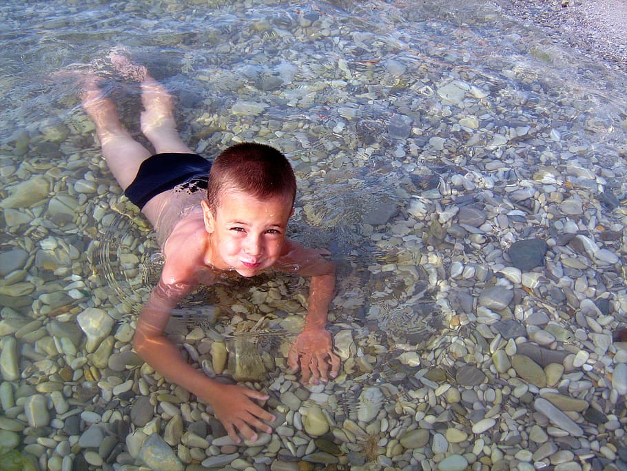 boy, child, kid, male, sea, wateroutdoors, travel, traveller HD wallpaper