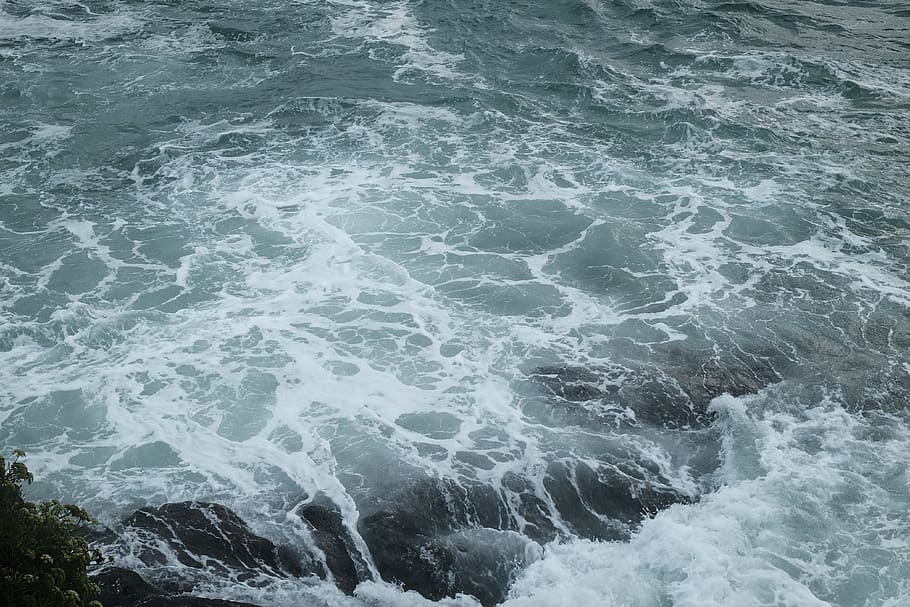 seashore, foam, waves, rocks, movement, wallpaper, motion, water HD wallpaper