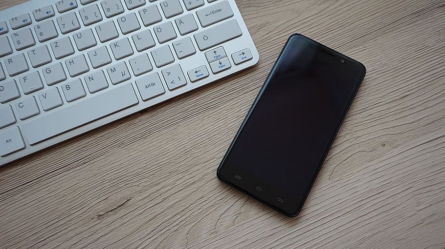 Black Smartphone Near Apple Magic Keyboard, cellphone, connection HD wallpaper
