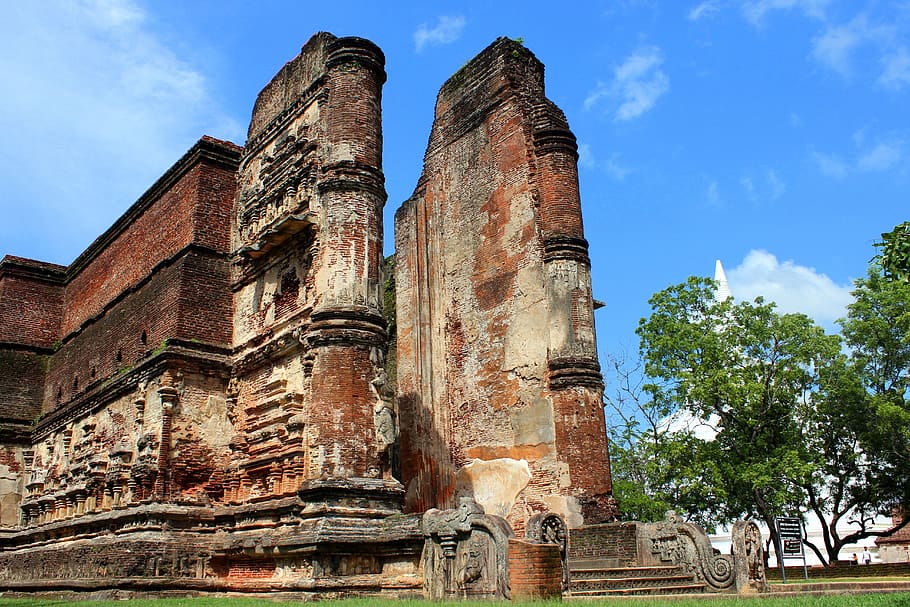 sri lanka, polonnaruwa, history, ruins, antient, sky, low angle view, HD wallpaper
