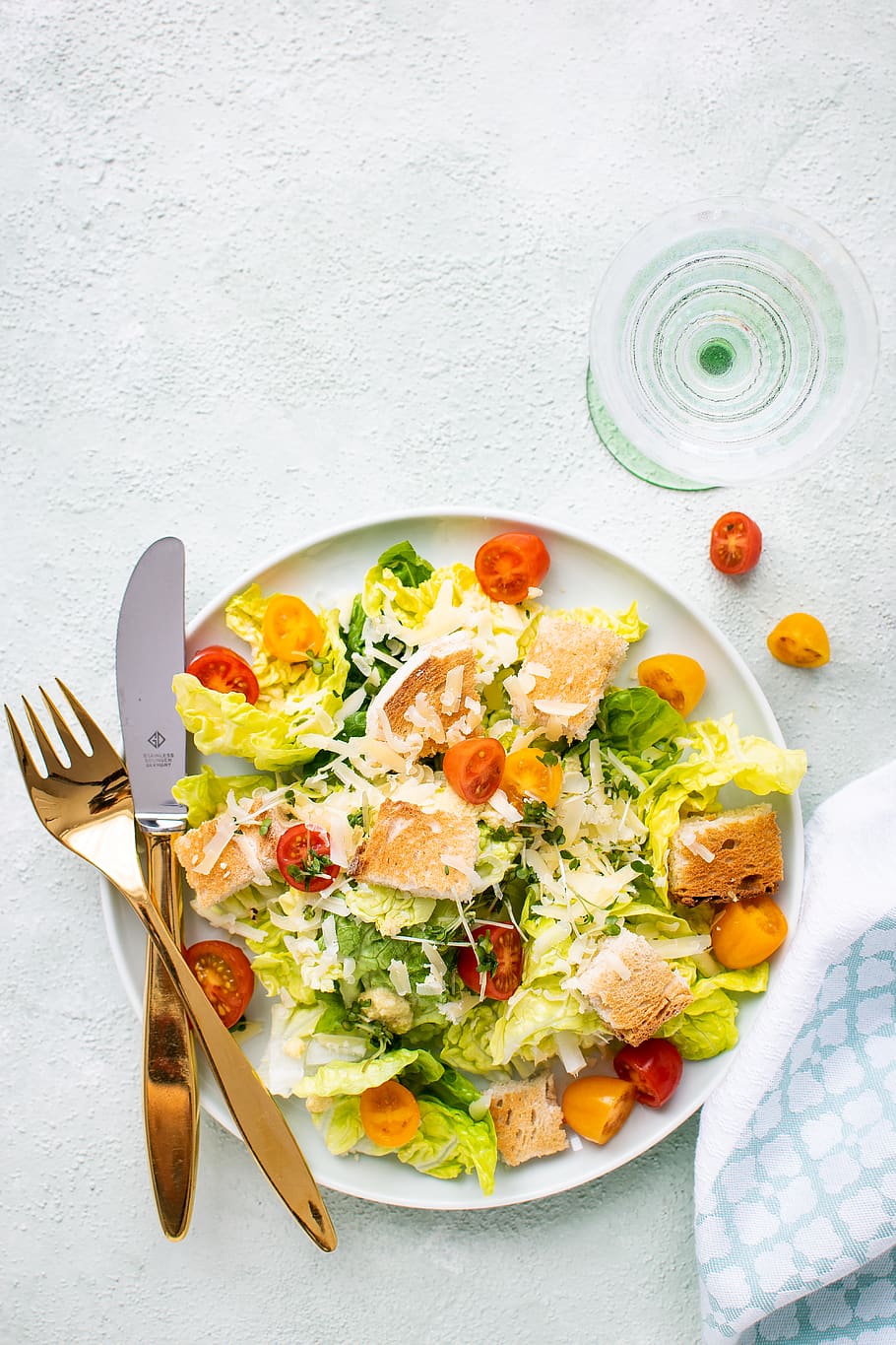 vegetable salad, eating utensil, kitchen utensil, fork, food HD wallpaper