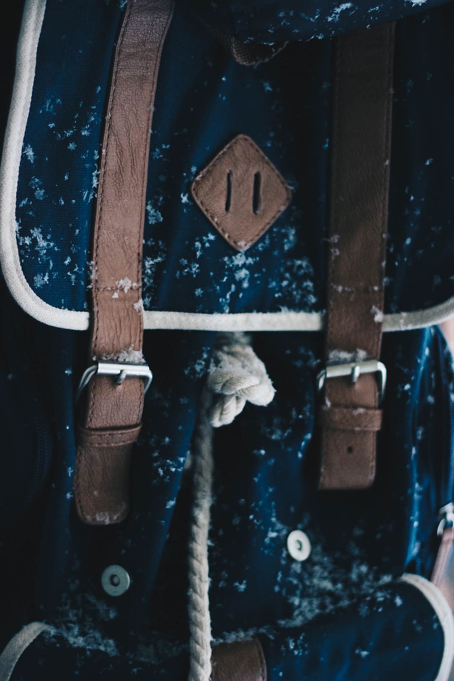 Blue and Brown Backpack, close-up, color, dark, design, dirty HD wallpaper