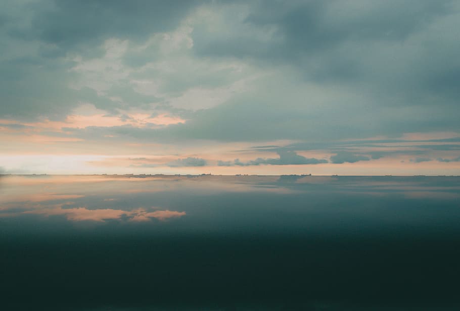 sunset, sea, ocean, reflection, clouds, orange, horizon, lines HD wallpaper