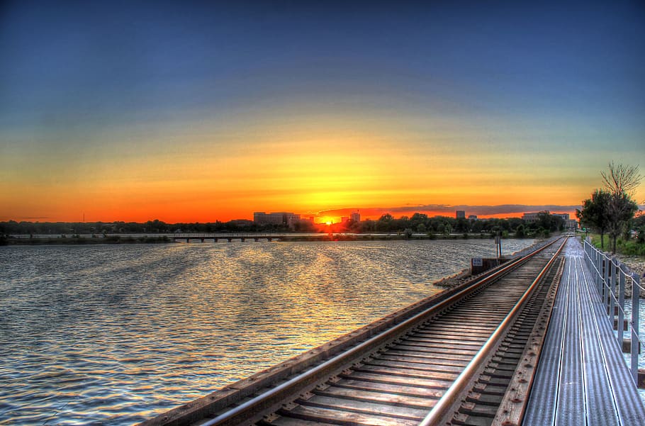 brown train rail, outdoors, sunset, sunrise, dusk, sky, madison HD wallpaper