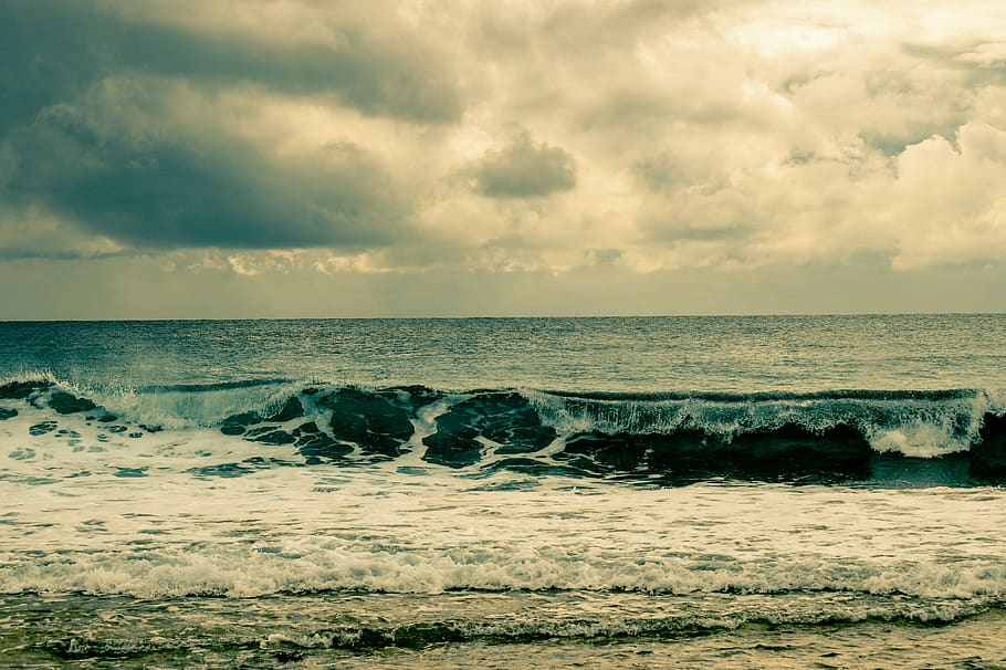 beach, sea, wave, splash, nature, landscape, sky, clouds, horizon HD wallpaper