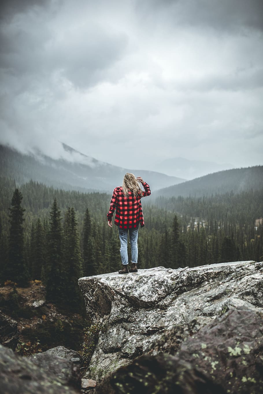 standing, girl, woman, blonde, flannel, hipster, mountains, HD wallpaper