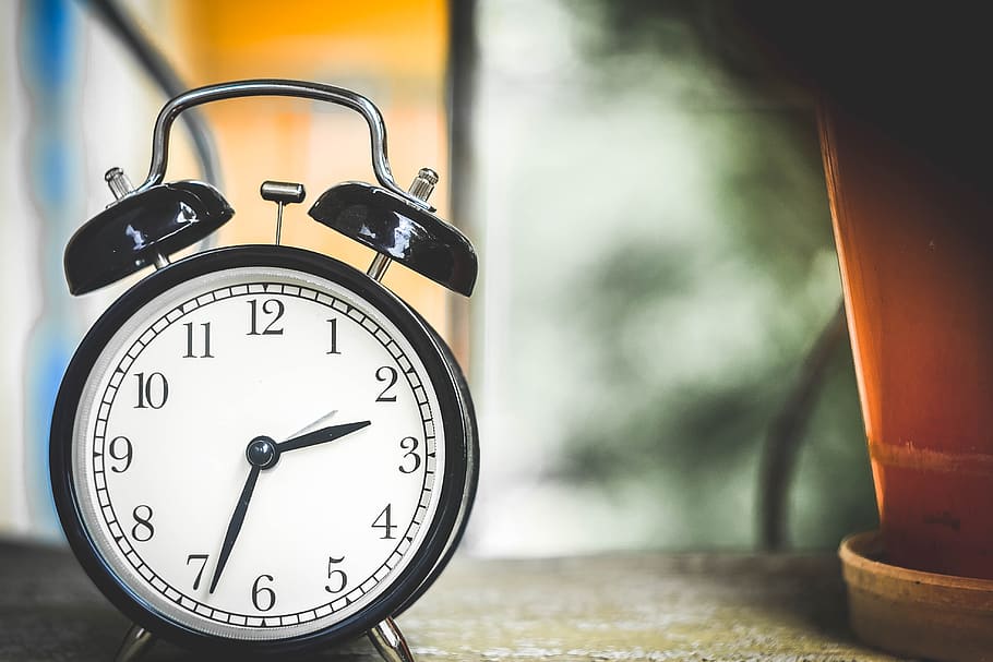 Black and White Alarm Clock at 2:34, time, no people, focus on foreground HD wallpaper