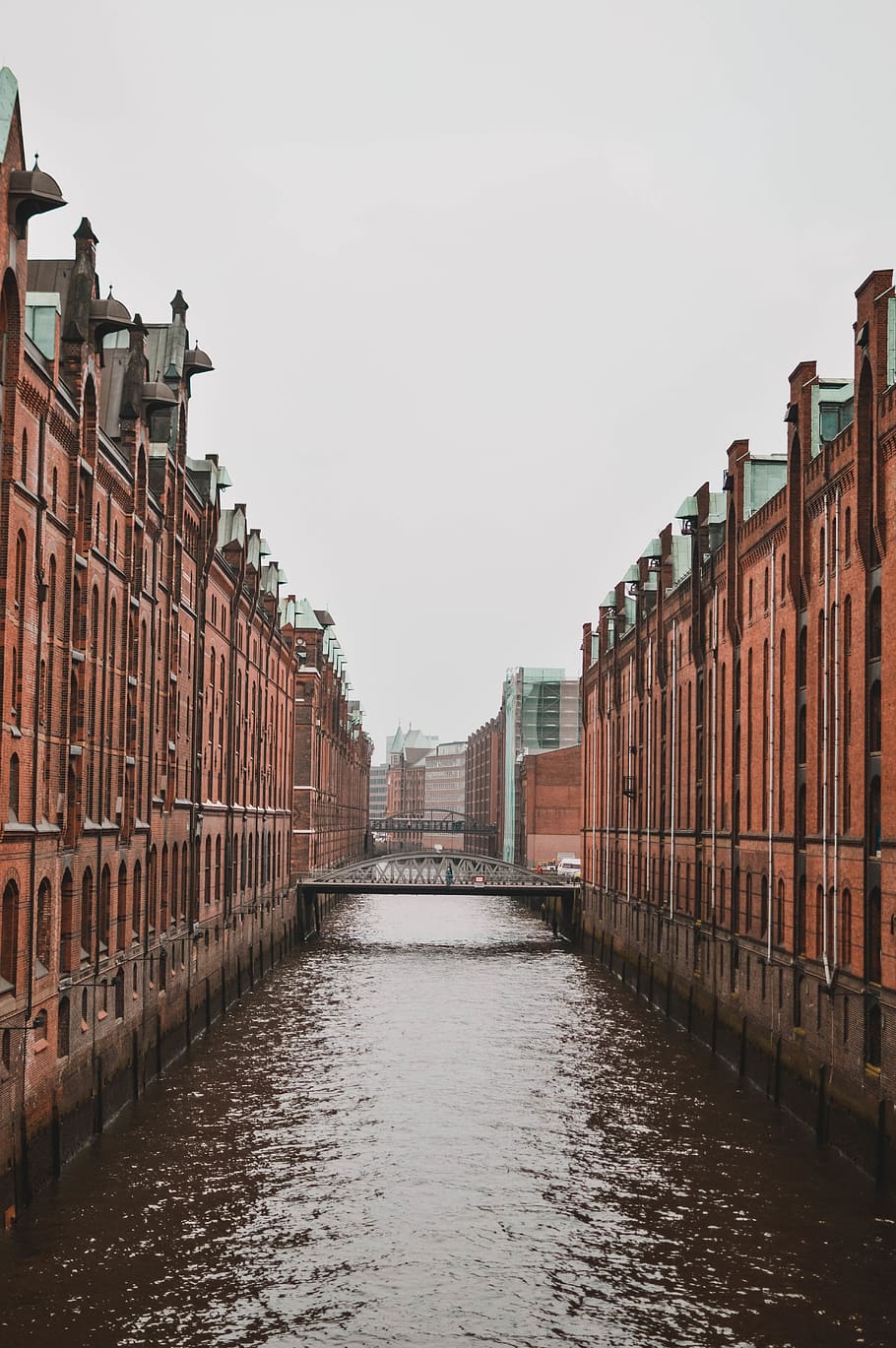 red concrete buildings, water, outdoors, hamburg, canal, germany HD wallpaper