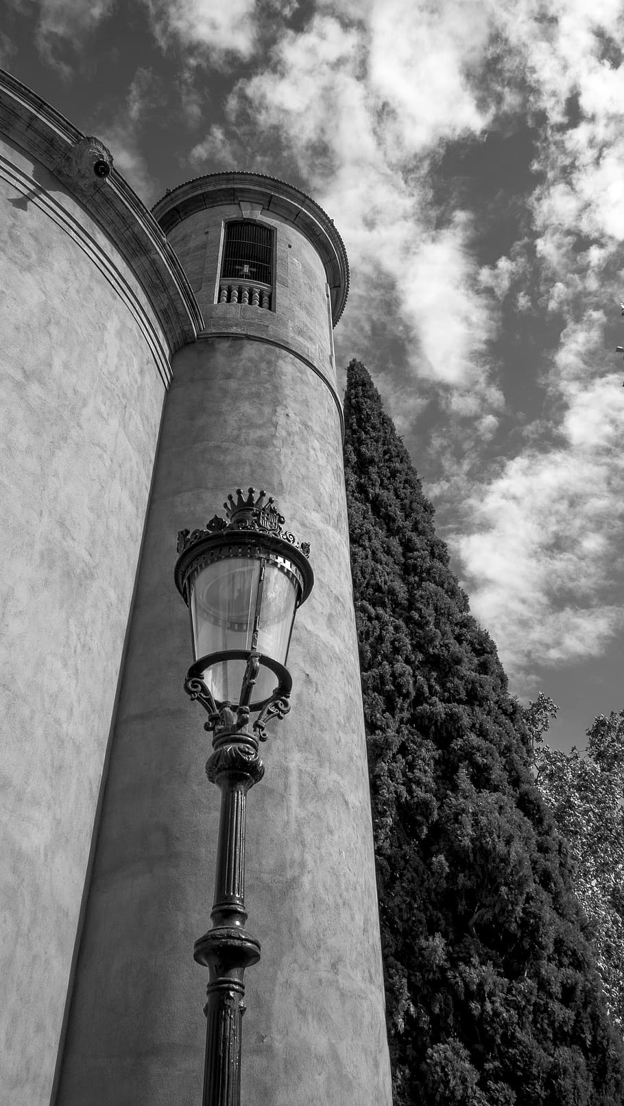 architecture, black and white, sky, lantern, street lamp, forged iron HD wallpaper