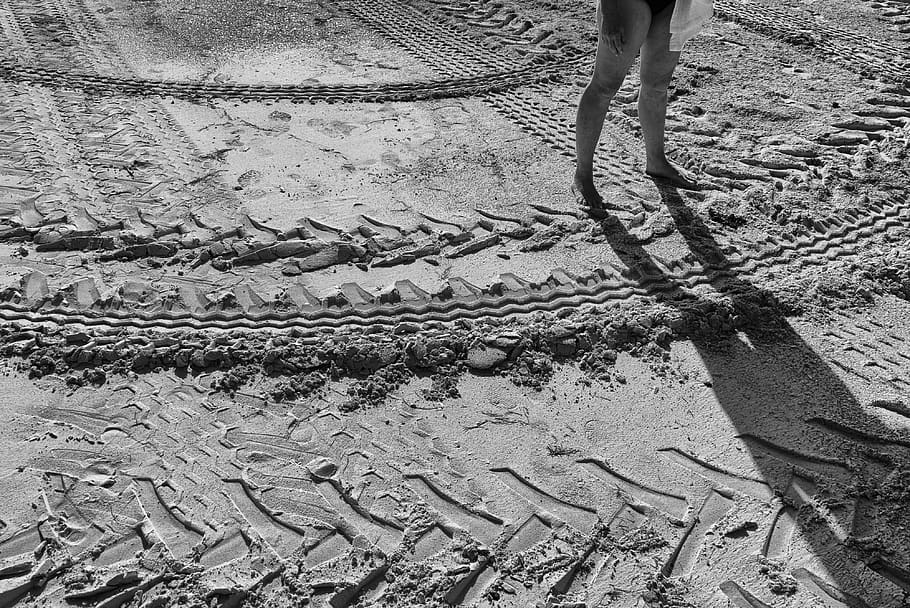 cuba, cayo coco, beach, sand, tracks, feet, low section, human leg HD wallpaper