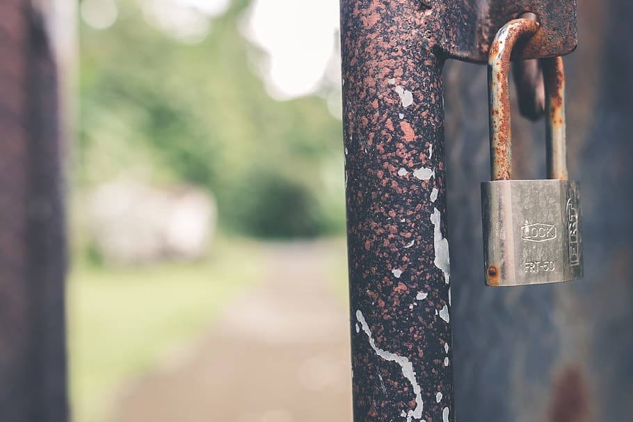 Rusted Grey Padlock in Selective-focus Photography, access, blur, HD wallpaper