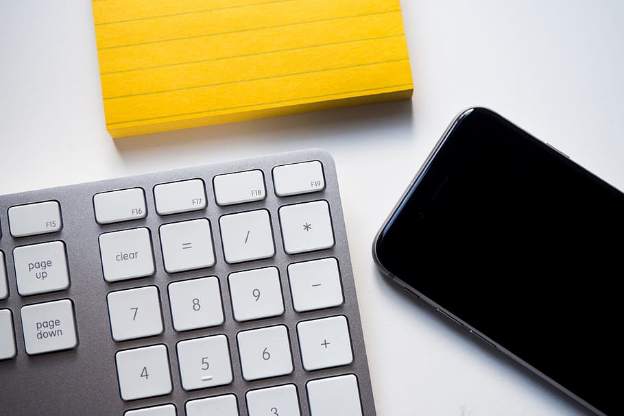 Office Workspace Keyboard iPhone, businessTechnology, computer HD wallpaper