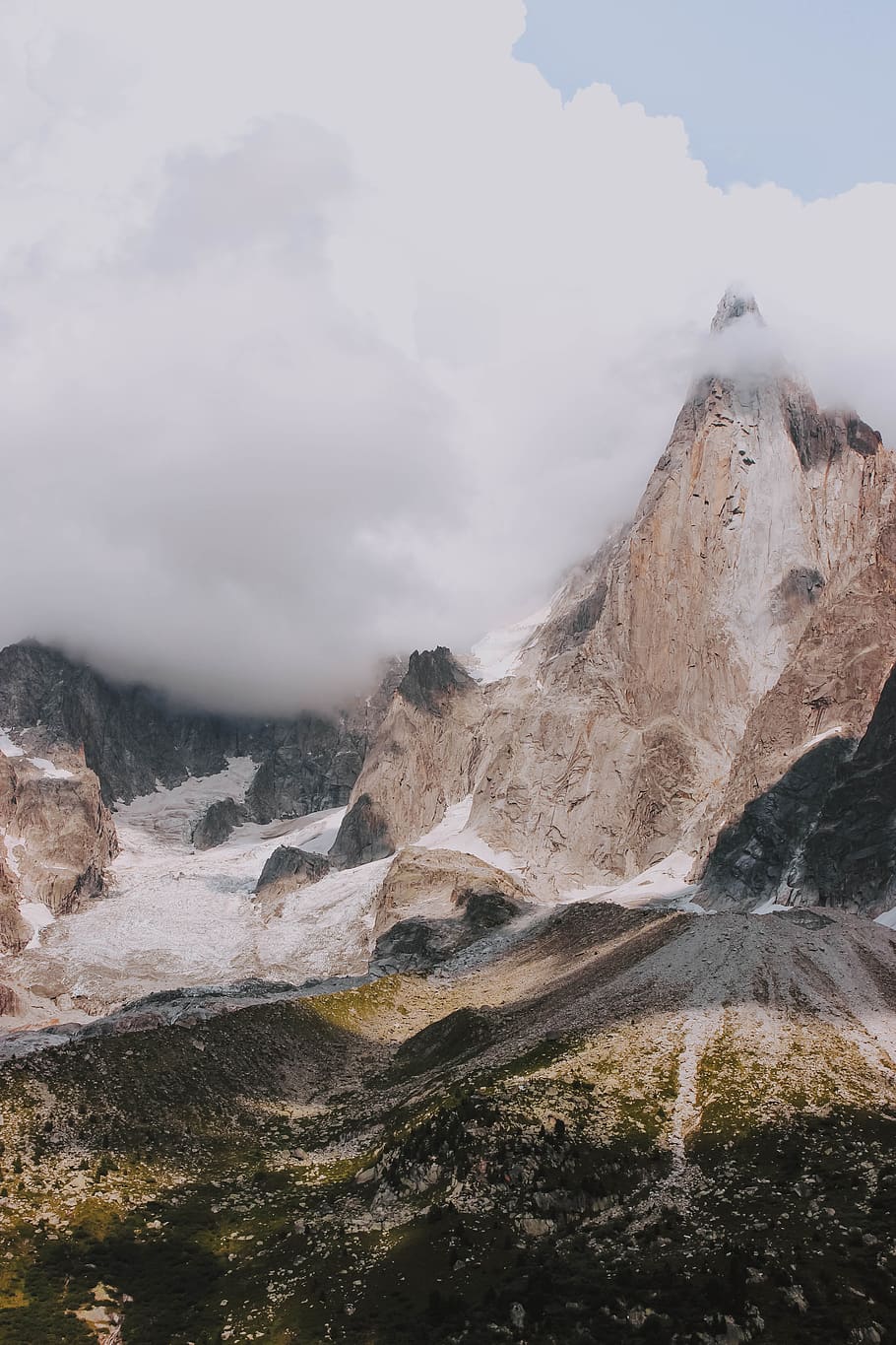 mountain covered with fog, beauty in nature, sky, scenics - nature HD wallpaper