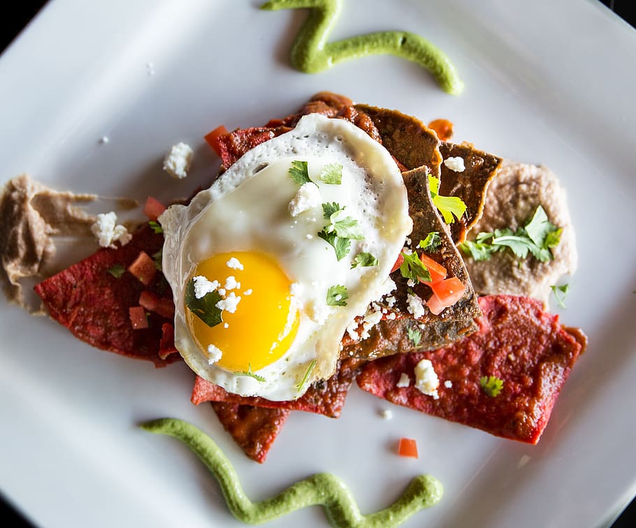 Salami With Sunny Sideup Egg, cuisine, delicious, egg yolk, food HD wallpaper