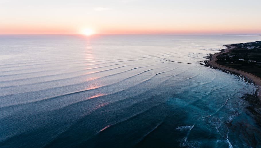 calm body of water, sunset, ocean, water ripples, horizon, shoreline, HD wallpaper